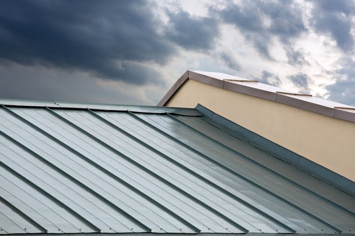 6 Roof Inspection Advice Before Winter Season Travel Sweet Escape